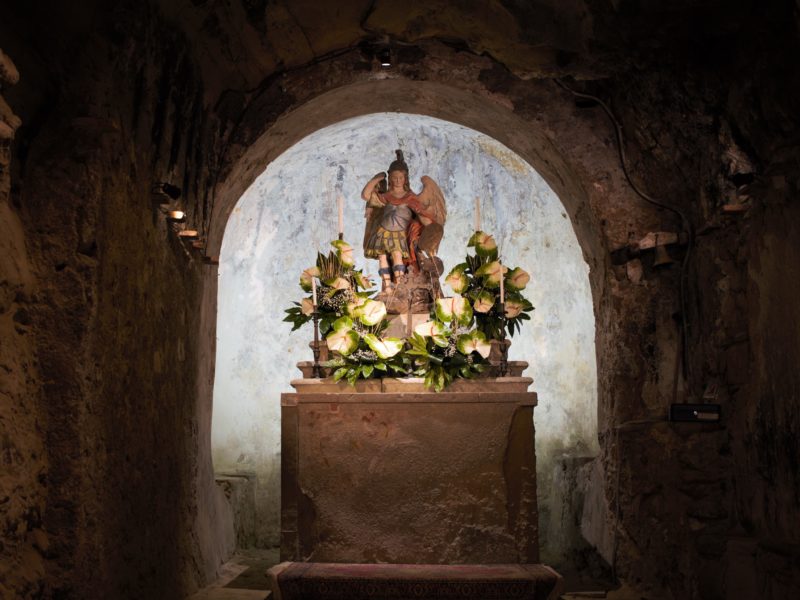 Statua di San Michele Arcangelo